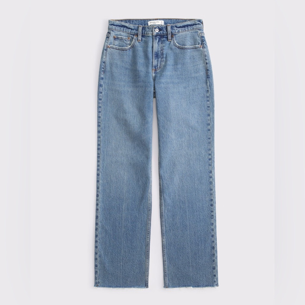 A&F | NWT Curve Love Low Rise Baggy Jean - Picture 2 of 9